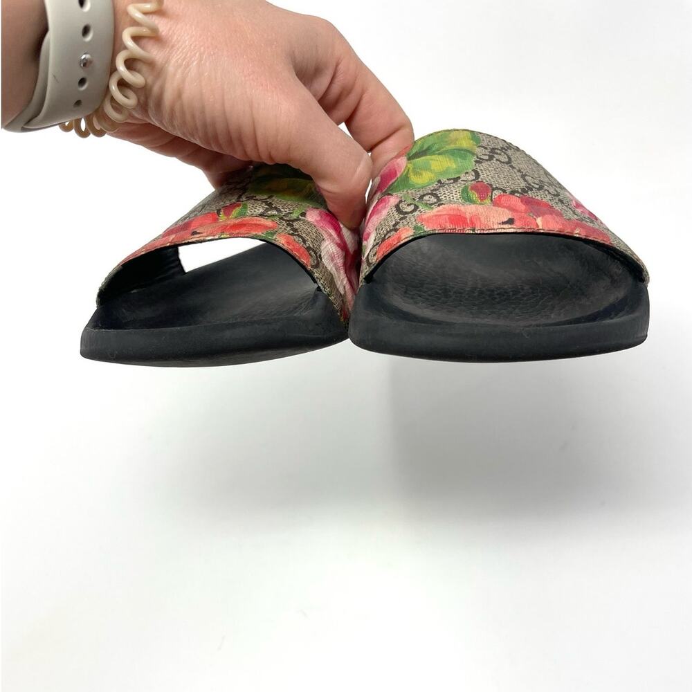 SOLD Gucci GG Blooms Supreme Floral Slide Slip On Sandal EU 36 - Picture 3 of 13